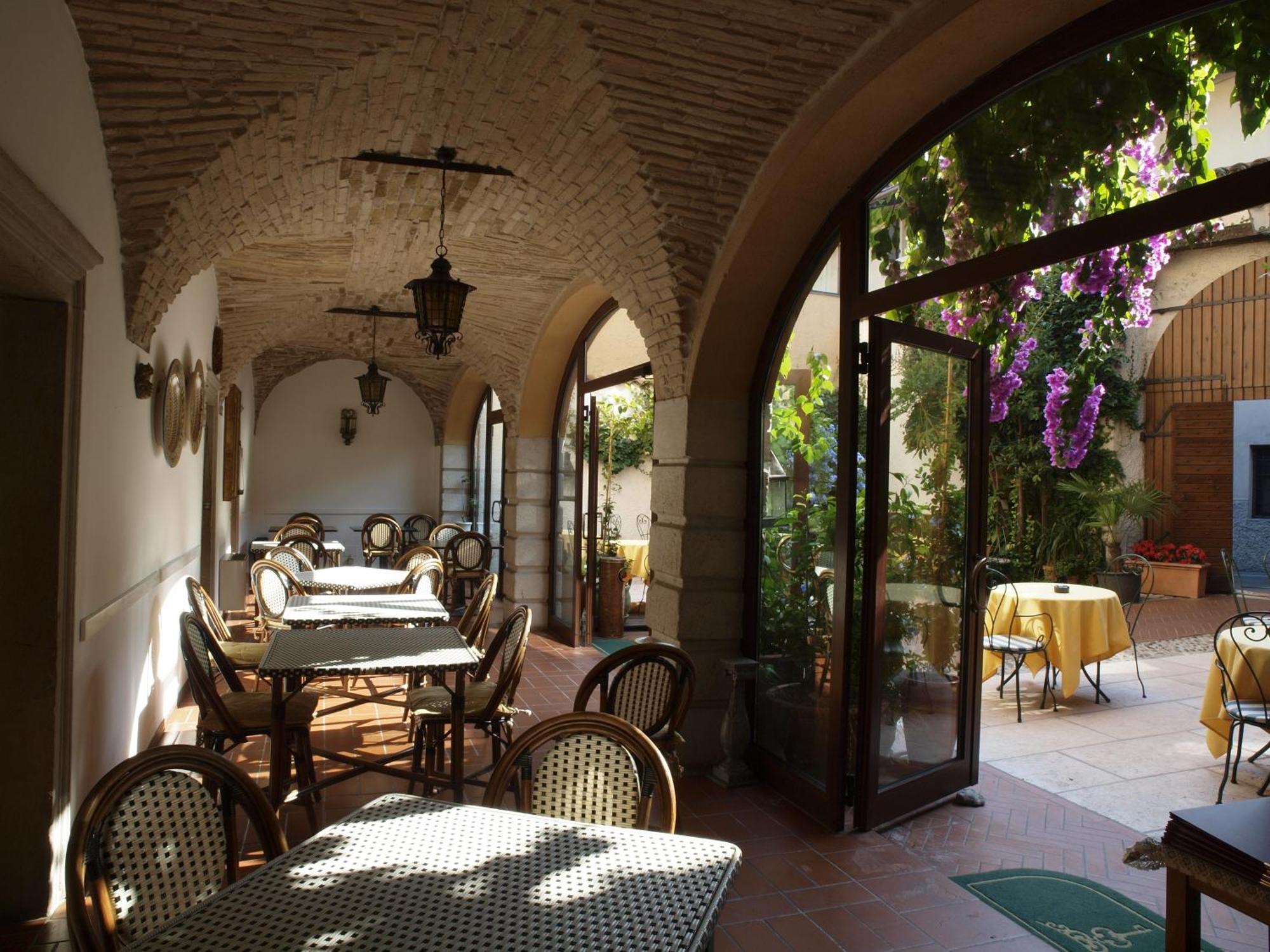 Hotel San Filis San Felice del Benaco Luaran gambar